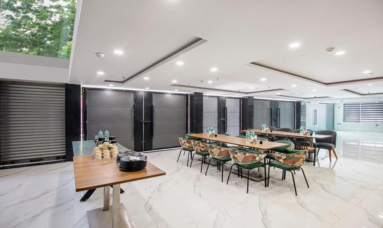 Treebo Royal Comfort New Delhi Ngoại thất bức ảnh