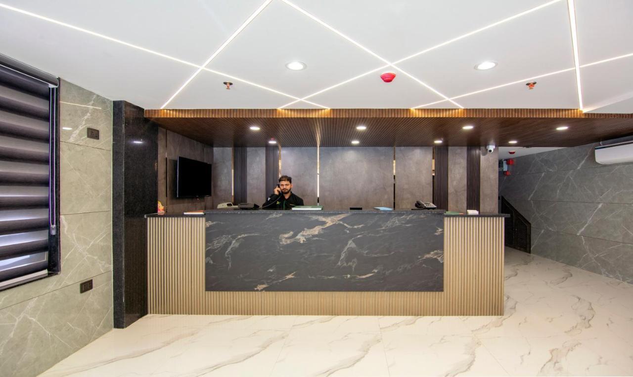 Treebo Royal Comfort New Delhi Ngoại thất bức ảnh